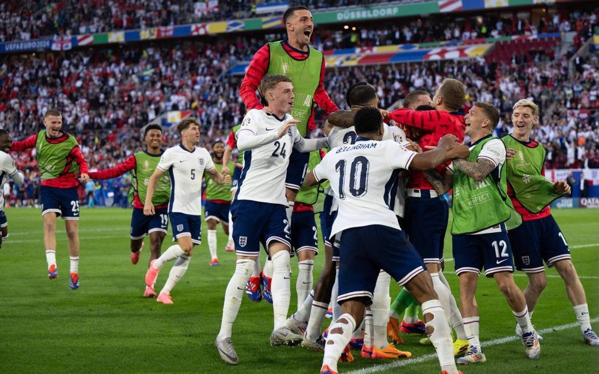 关于英格兰队获得胜利,顺利晋级欧锦赛的信息 关于英格兰队获得胜利,顺利晋级欧锦赛的信息