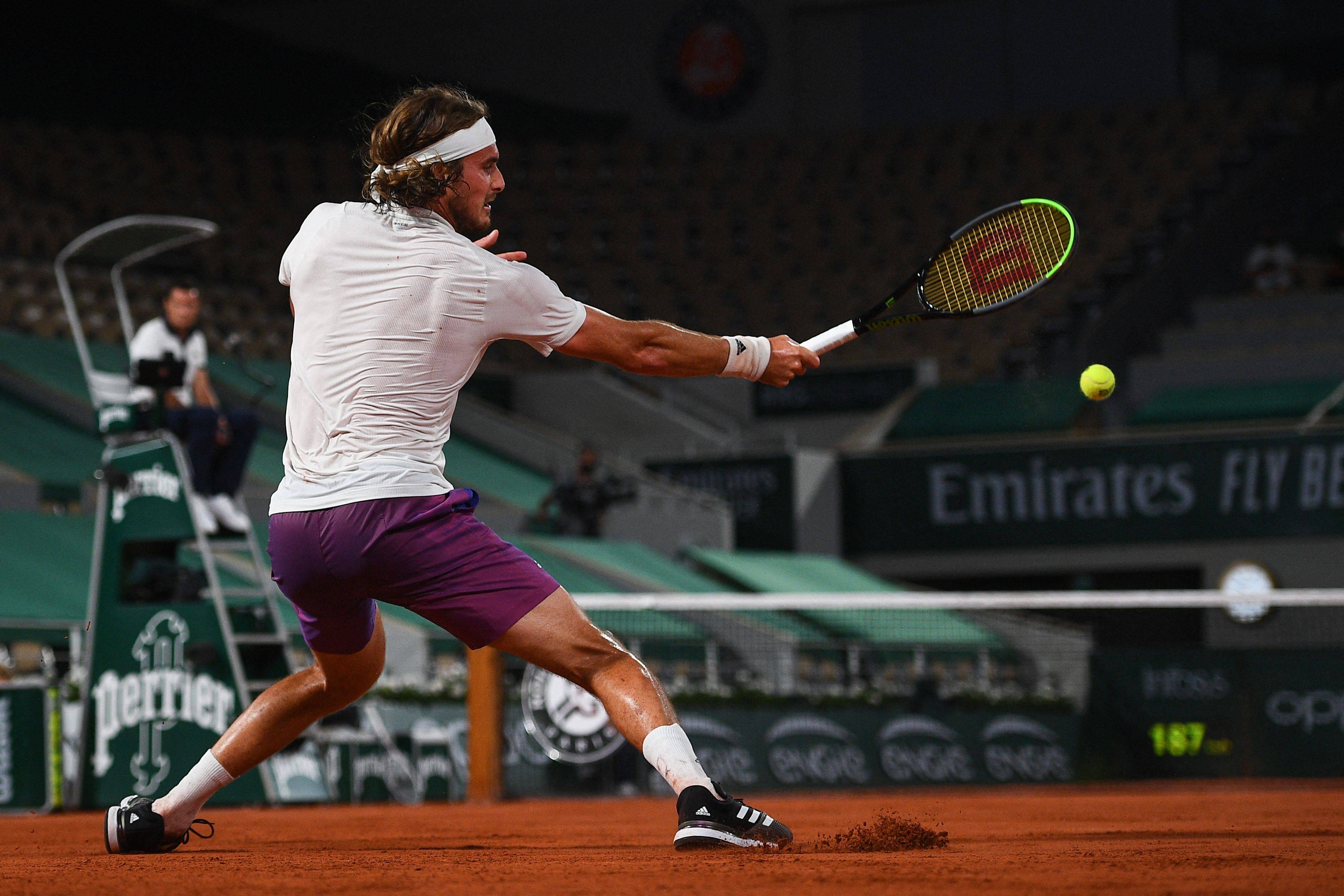 日本网球队横扫美国网球队，西西帕斯爆发神勇的简单介绍