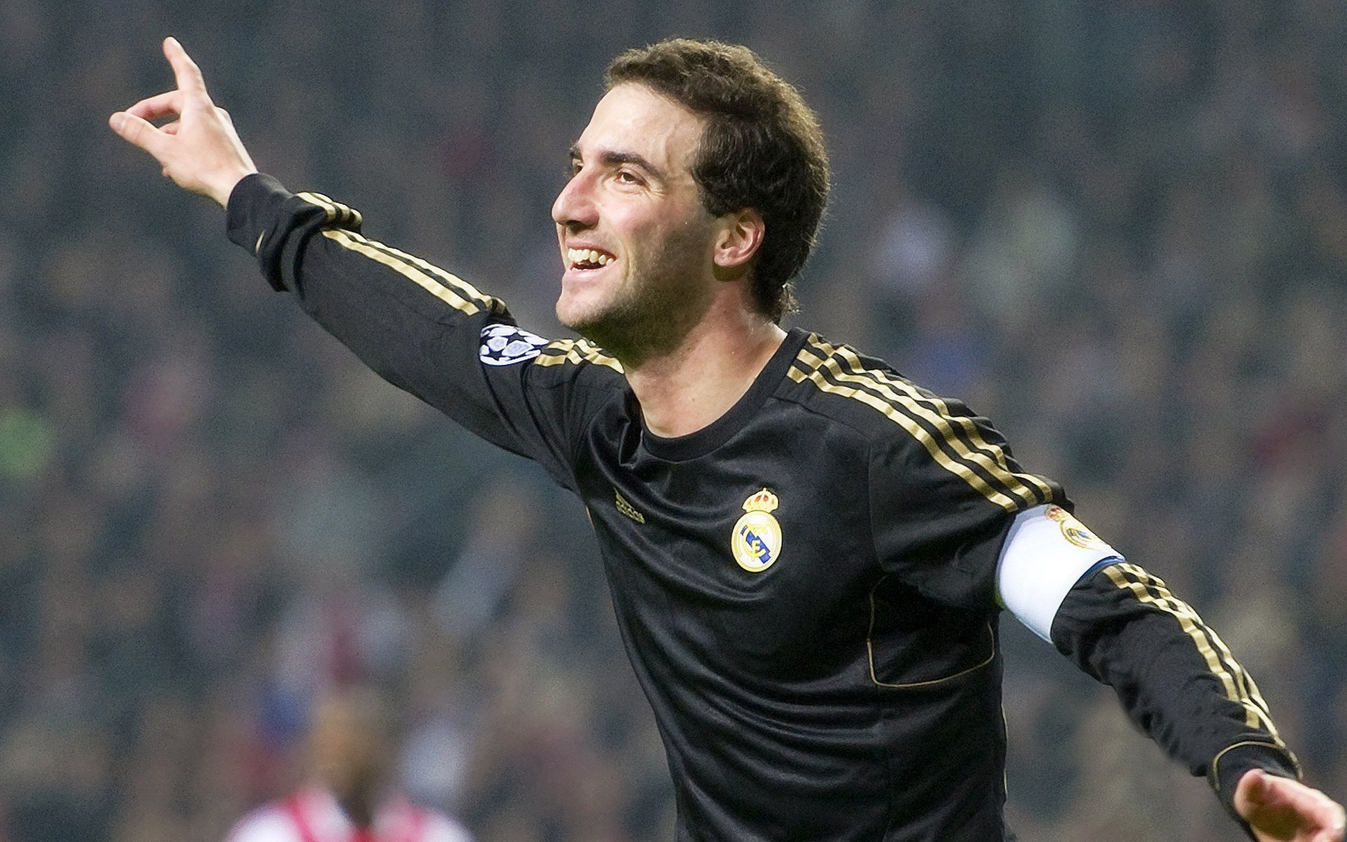 孤星闪耀，福克斯生涯之夜如何点燃总决赛的传奇